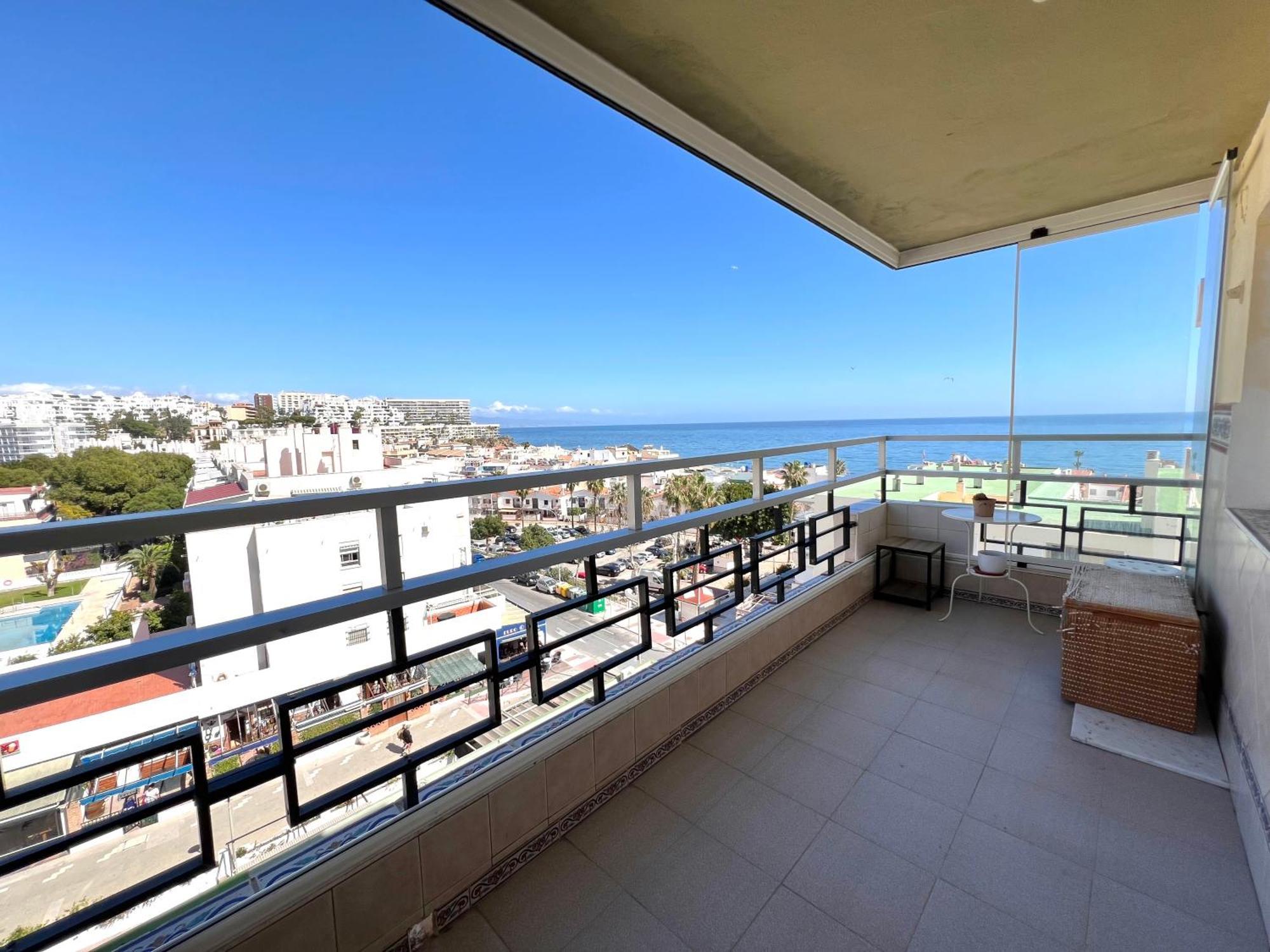 En Carihuela Con Vistas Y Plaza De Garaje, Nucleo Cristal Apartment Torremolinos Exterior photo